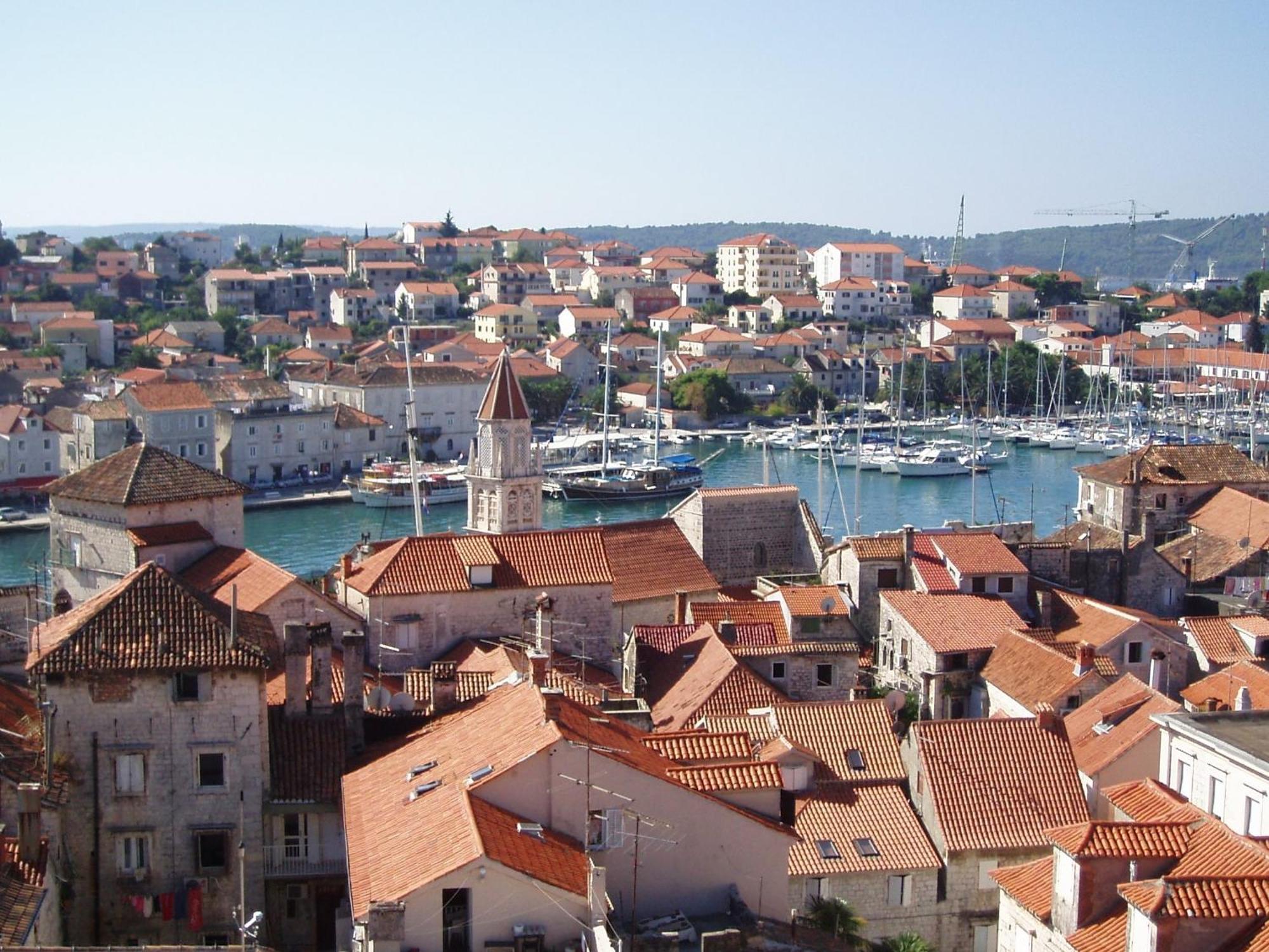 Apartments Paola Trogir Oda fotoğraf